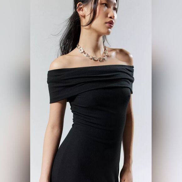 Silence + Noise black Off-The-Shoulder rib knit A-line Maxi Dress size L, NWOT - Picture 2 of 10